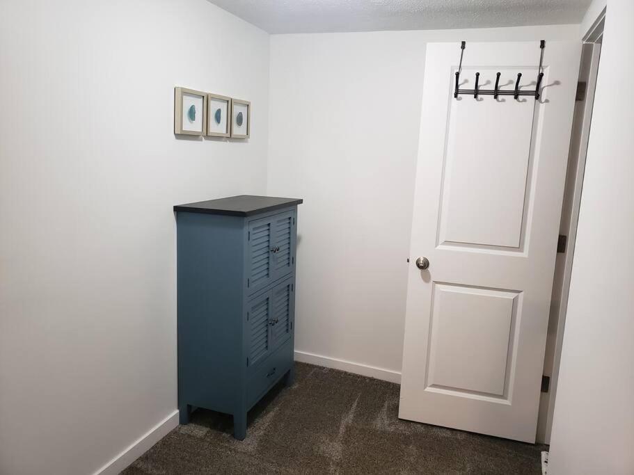 Cute Cottage-2 Min From Downtown 林垦 外观 照片